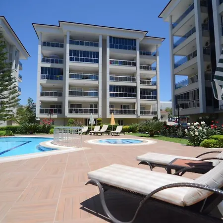 Апартаменты Luxury Four Seasons Kestel 1+1